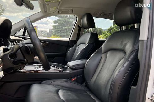 Audi Q7 2017 - фото 15