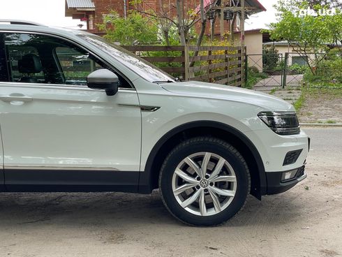 Volkswagen Tiguan 2017 белый - фото 6
