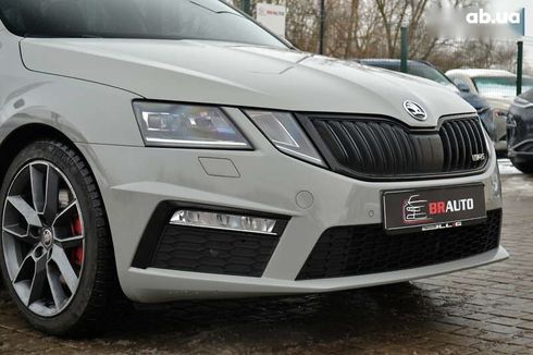 Skoda Octavia 2019 - фото 10