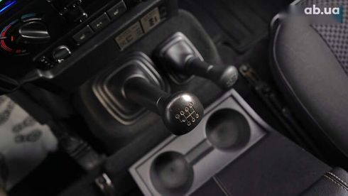 Land Rover Defender 2015 - фото 26