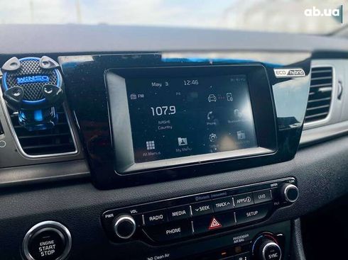 Kia Niro 2017 - фото 27