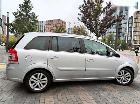 Opel Zafira 2009 - фото 24