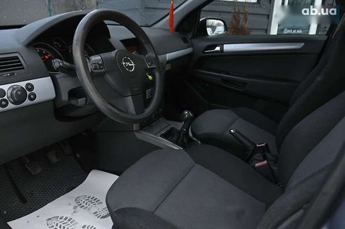 Opel Astra 2005 - фото 12