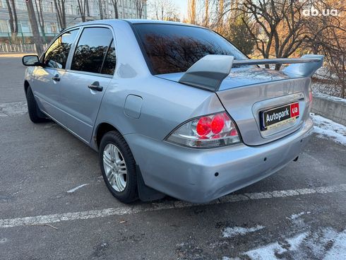 Mitsubishi Lancer 2004 серый - фото 7