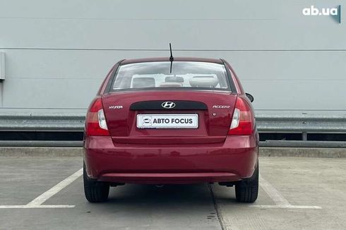 Hyundai Accent 2010 - фото 6