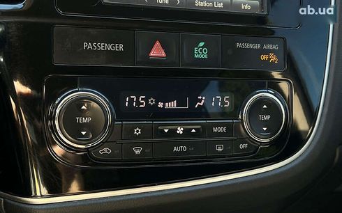 Mitsubishi Outlander 2013 - фото 15
