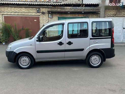 Fiat Doblo 2011 - фото 12