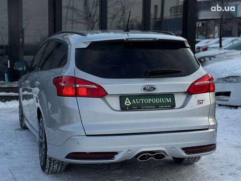 Ford Focus 2018 - фото 8