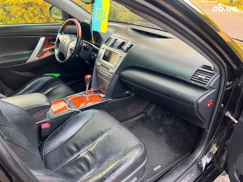 Toyota Camry 2011 черный - фото 22