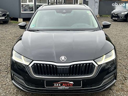 Skoda Octavia 2021 - фото 2