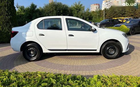 Renault Logan 2017 - фото 8