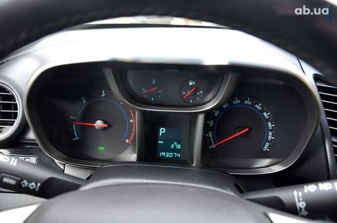 Chevrolet Orlando 2011 - фото 28