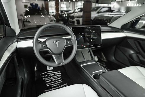 Tesla Model 3 2023 - фото 30