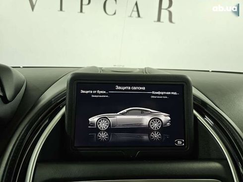 Aston Martin DB11 2018 - фото 29