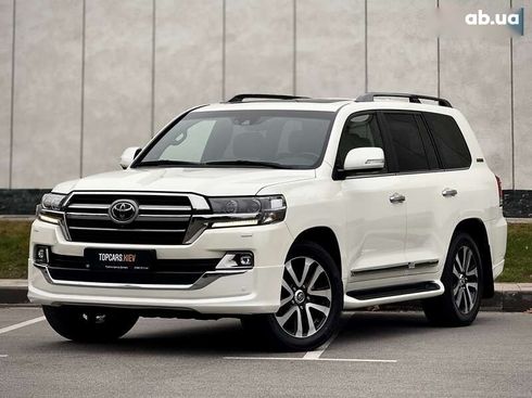 Toyota Land Cruiser 2019 - фото 7