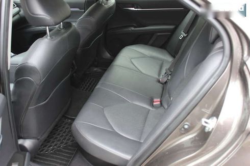 Toyota Camry 2023 - фото 26