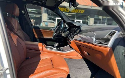 BMW X5 M 2022 - фото 15