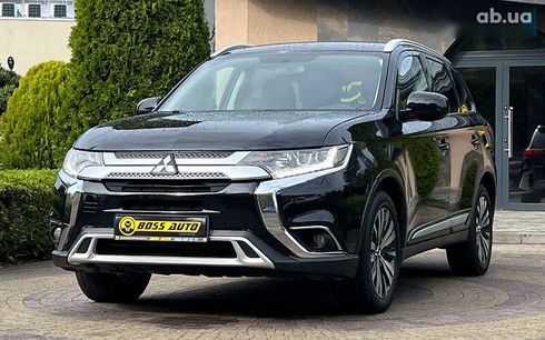 Mitsubishi Outlander 2019 - фото 3