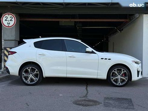 Maserati Levante 2018 - фото 13