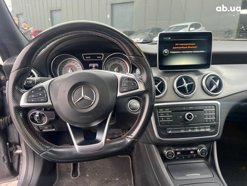 Mercedes-Benz CLA-Класс 2016 серый - фото 23