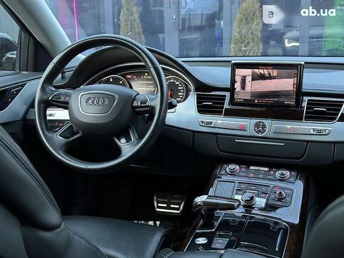 Audi A8 2012 - фото 10