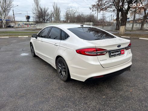 Ford Fusion 2016 белый - фото 7