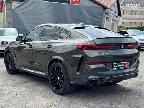 BMW X6 2022 зеленый - фото 16