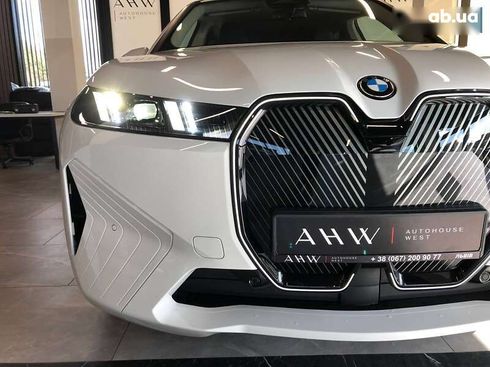 BMW iX 2025 - фото 3