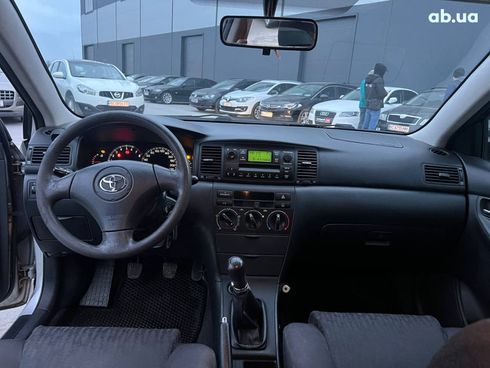 Toyota Corolla 2002 серый - фото 33