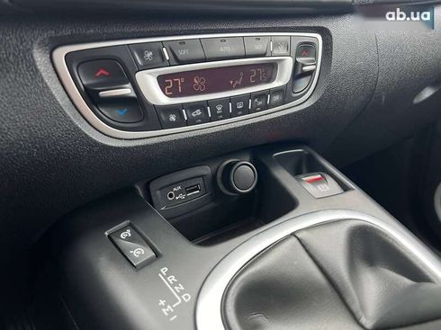 Renault Scenic 2010 - фото 23