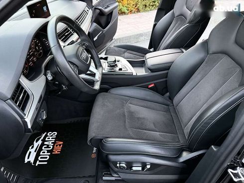 Audi Q7 2017 - фото 30