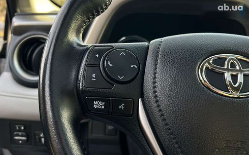 Toyota RAV4 2017 - фото 11