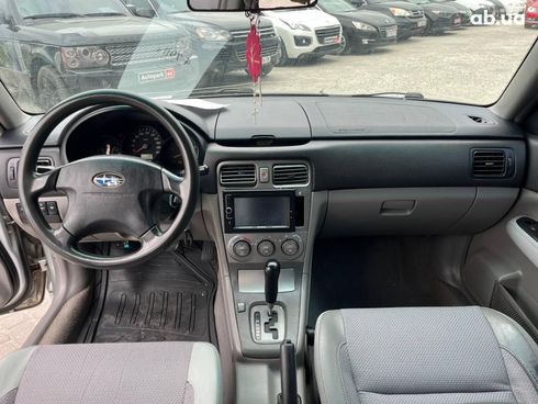 Subaru Forester 2003 серый - фото 16