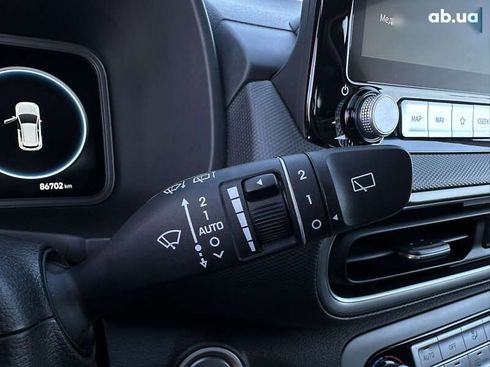 Hyundai Kona Electric 2021 - фото 29