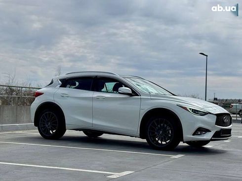 Infiniti QX30 2018 - фото 7