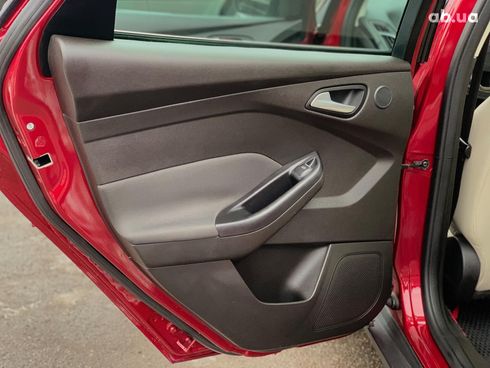 Ford Focus 2016 красный - фото 19