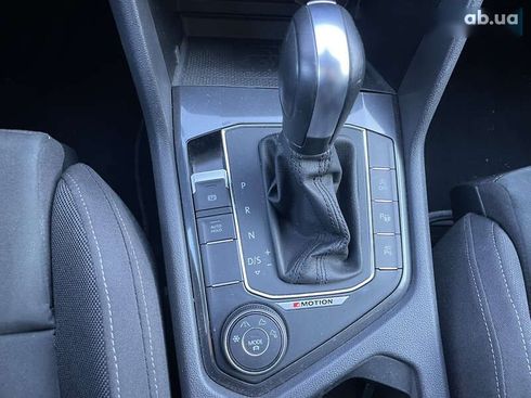 Volkswagen Tiguan 2020 - фото 25