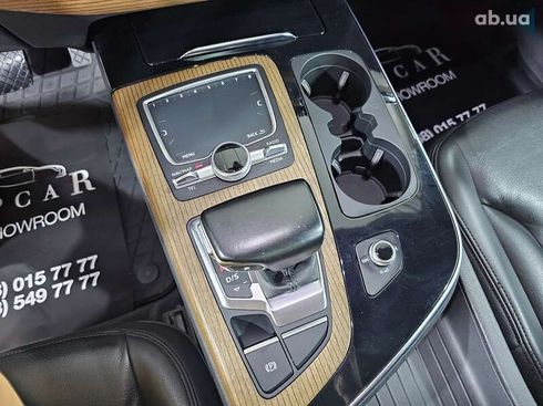 Audi Q7 2017 - фото 30