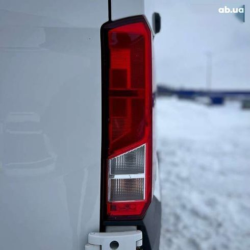 Volkswagen Crafter 2020 - фото 12