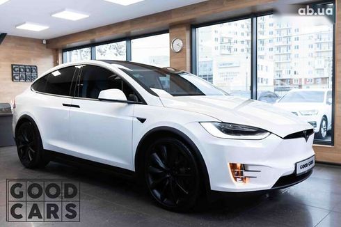 Tesla Model X 2017 - фото 3