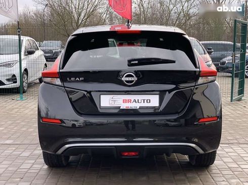 Nissan Leaf 2022 - фото 17