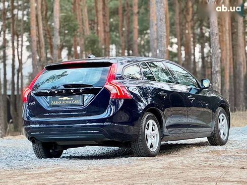 Volvo V60 2017 - фото 10