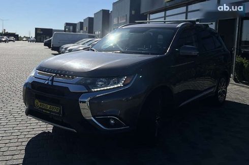 Mitsubishi Outlander 2015 - фото 3