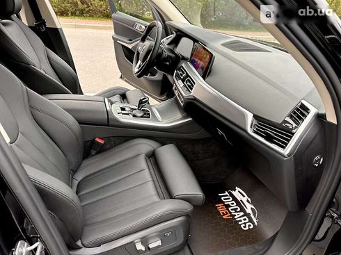 BMW X5 2021 - фото 27