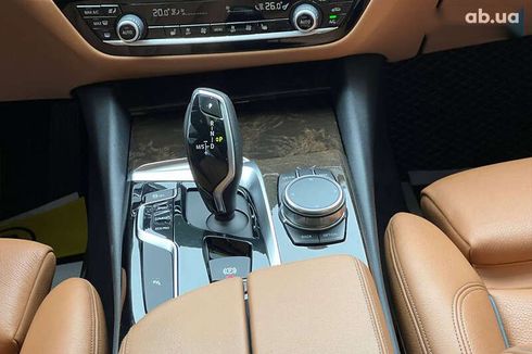 BMW 5 серия 2018 - фото 13
