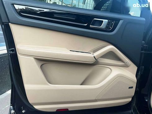 Porsche Cayenne 2020 - фото 19