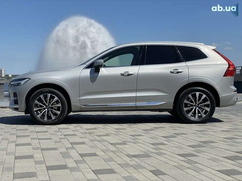 Volvo XC60 2023 - фото 3