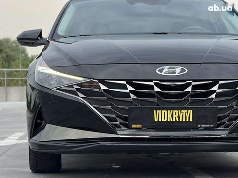 Hyundai Elantra 2021 - фото 21