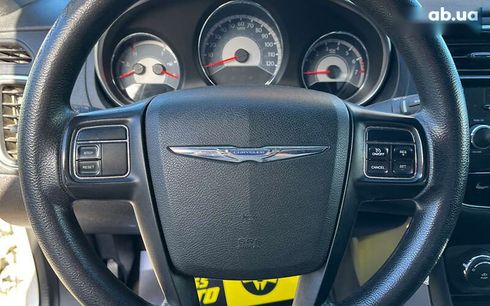 Chrysler 200 2011 - фото 13