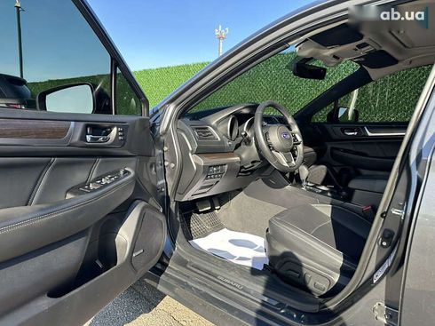 Subaru Legacy 2018 - фото 5
